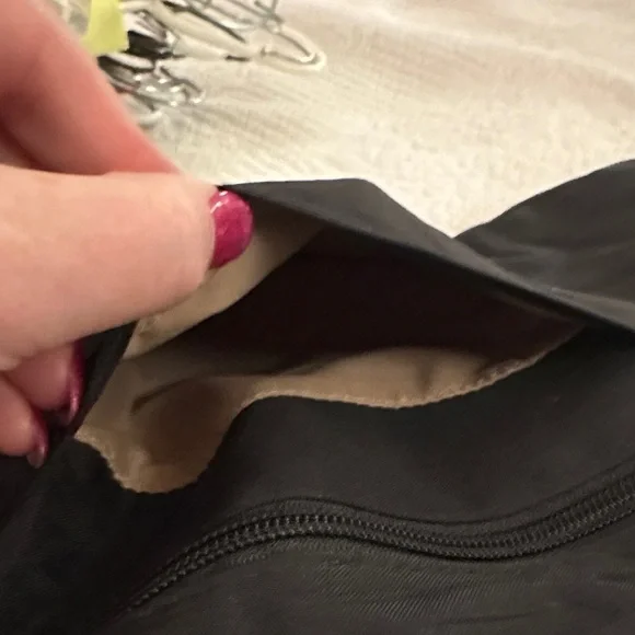 Baggallini Black Crossbody Bag - Picture 5 of 7